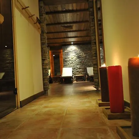 Ξενοδοχείο Hotel Razlog 3*