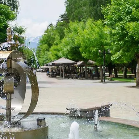 Hotel Razlog Ξενοδοχείο 3*